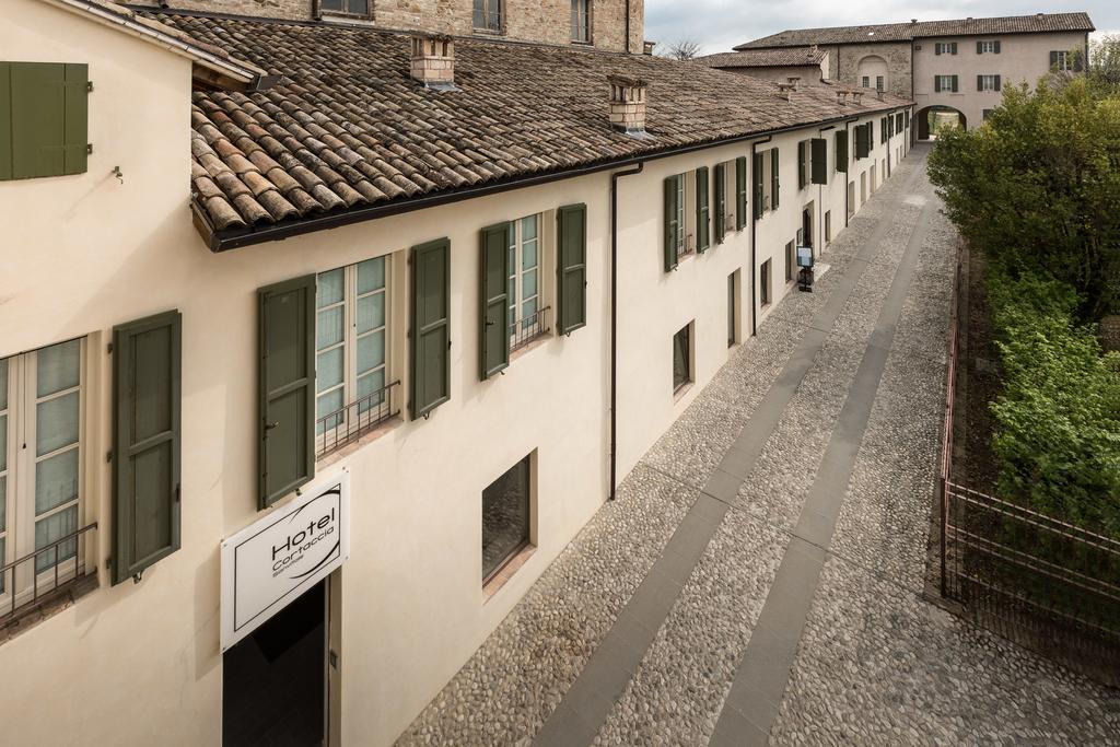 Hotel Cortaccia Sanvitale Сала-Баганца Экстерьер фото