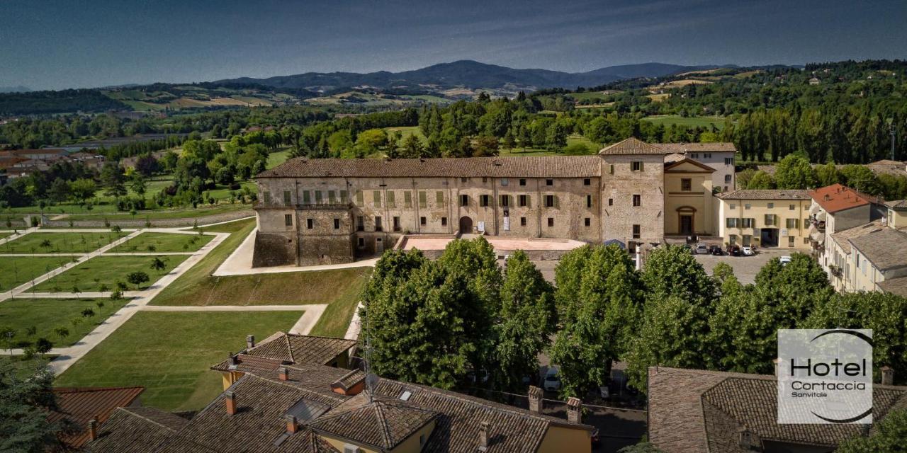 Hotel Cortaccia Sanvitale Сала-Баганца Экстерьер фото